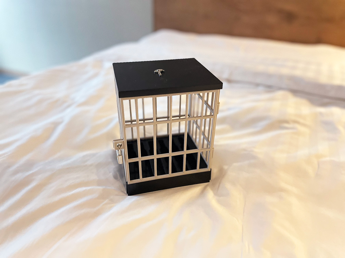 スマホ収納ボックス