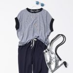 ネイビースウェットパンツコーデ