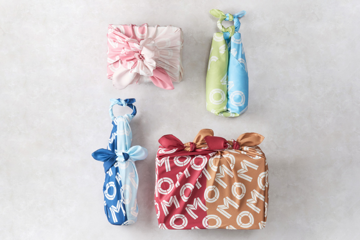 OMOオリジナルふろしき使用イメージ