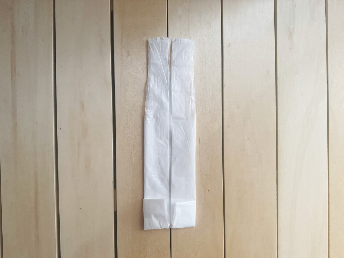 反対の端も折った工程