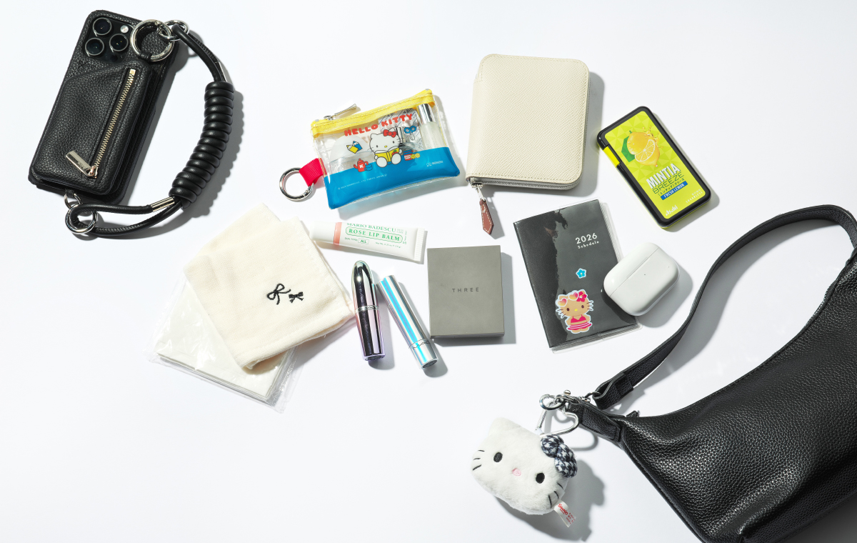 コーデの平置き写真