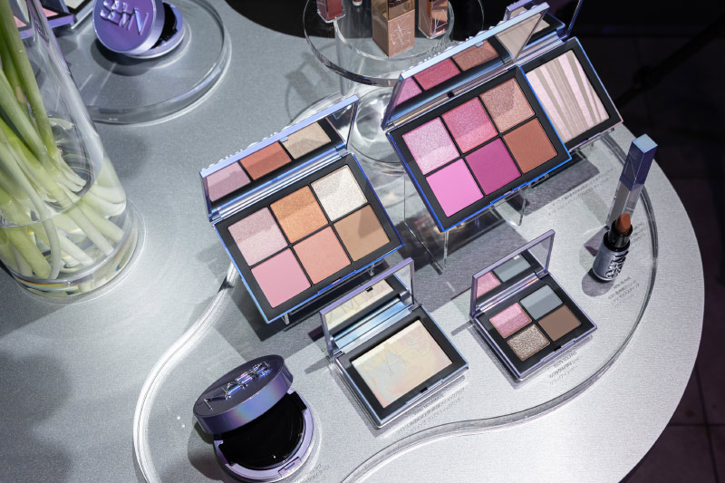 NARS最新ホリデーコレクション