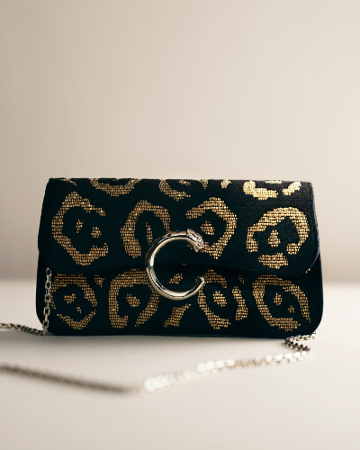 「パンテール ドゥ カルティエ」ミニ チェーンバッグ