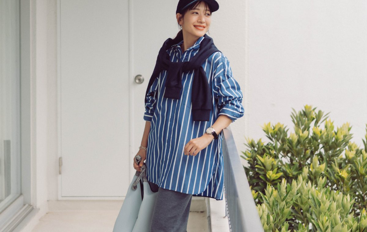 ニットパンツコーデの写真