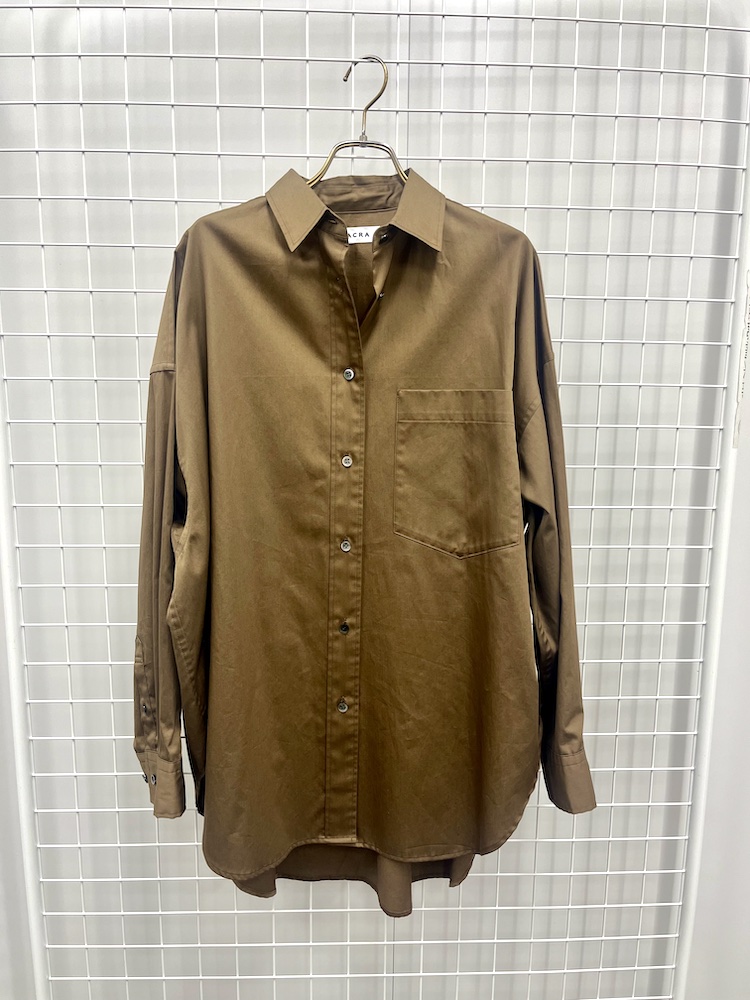 “サクラ”のコットンポプリンシャツ