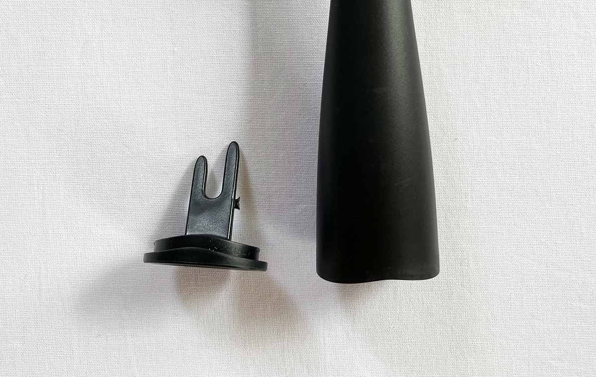 ダイソーの「乾きやすいブローブラシ(豚毛付)」