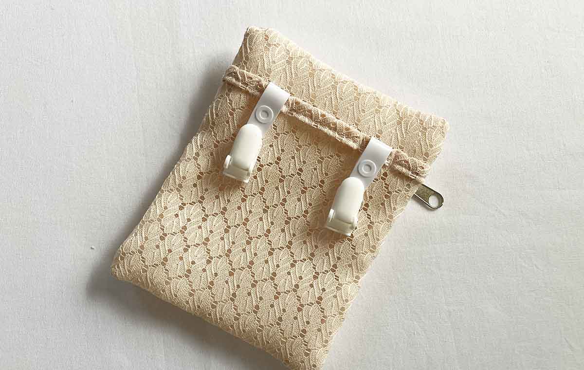 ダイソーの「移動ポケット」