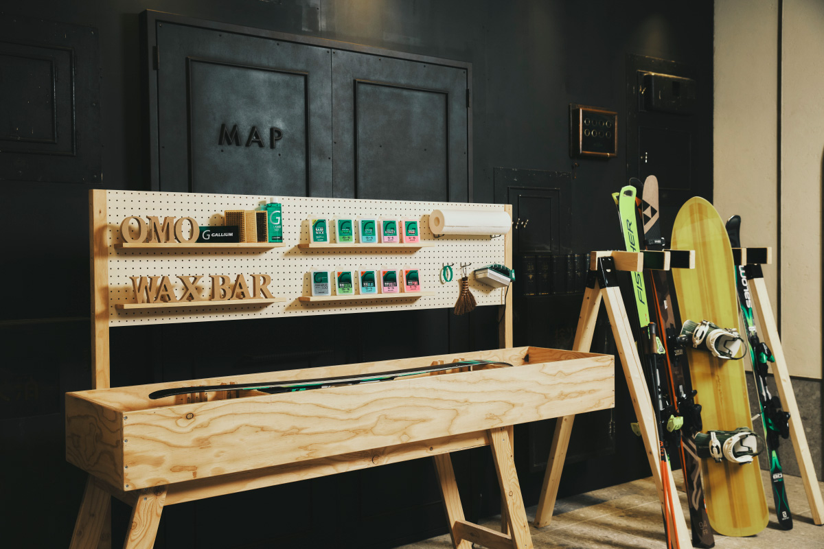 OMO5小樽　スキーにワックスをかけられるスペース
