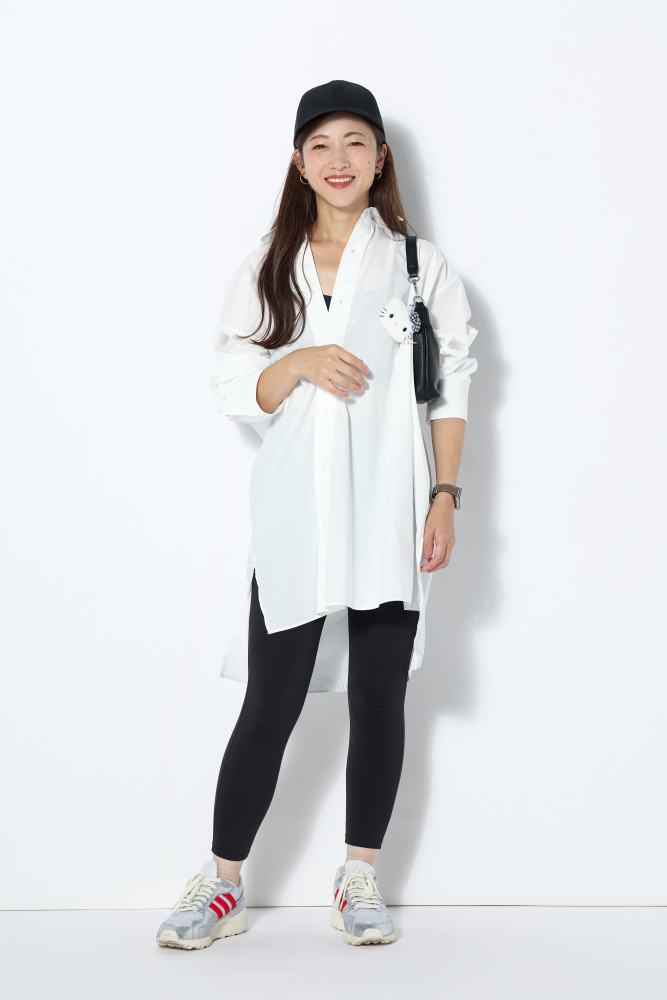 ドマーニ専属読者モデル 浅野里絵さん　白シャツ×レギンスコーデ