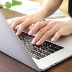 パソコン　手元