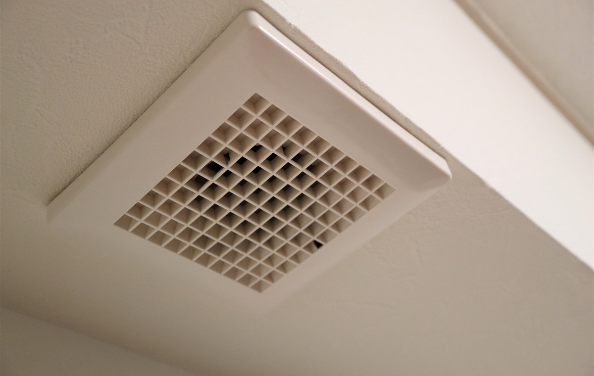 トイレの換気扇