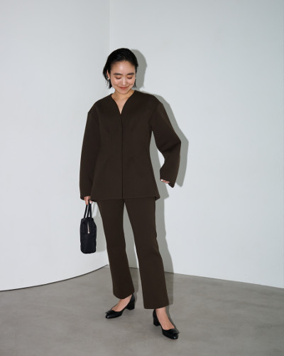 トラウザーズパンツ着用例