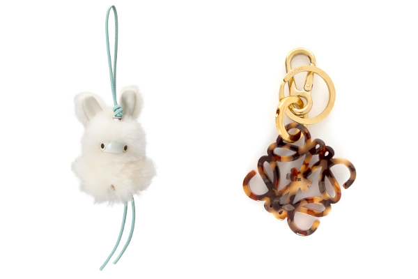 BUNNY PUZZ CHARM、ANAGRAM ACETATE CHARM