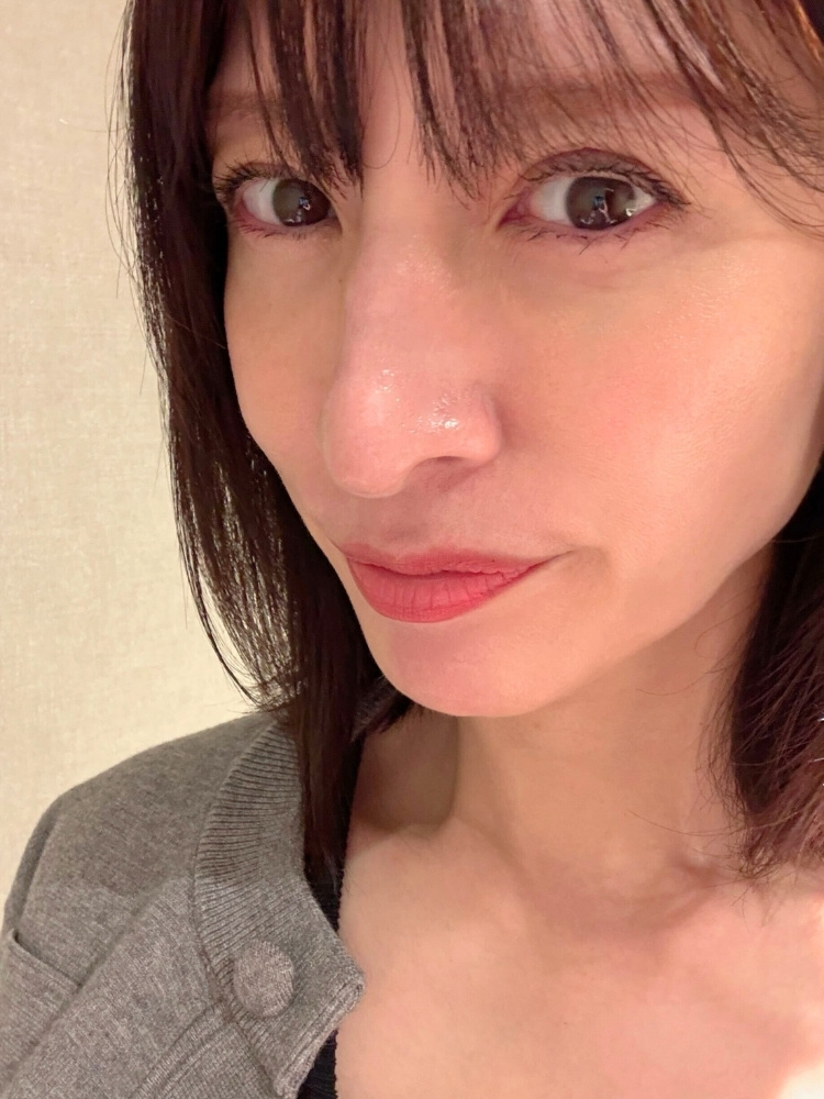 アートメイク施術後の顔写真