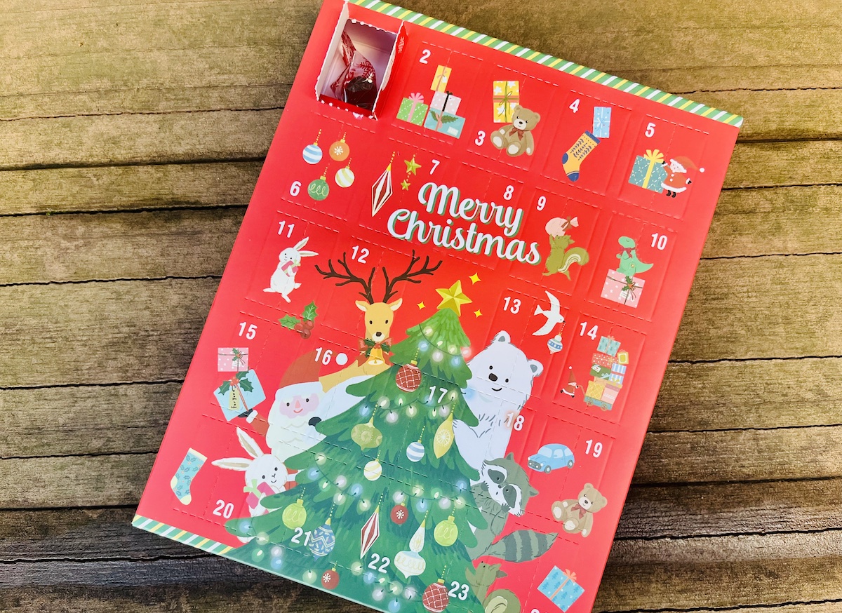 ミニサイズのお菓子を入れたら完成