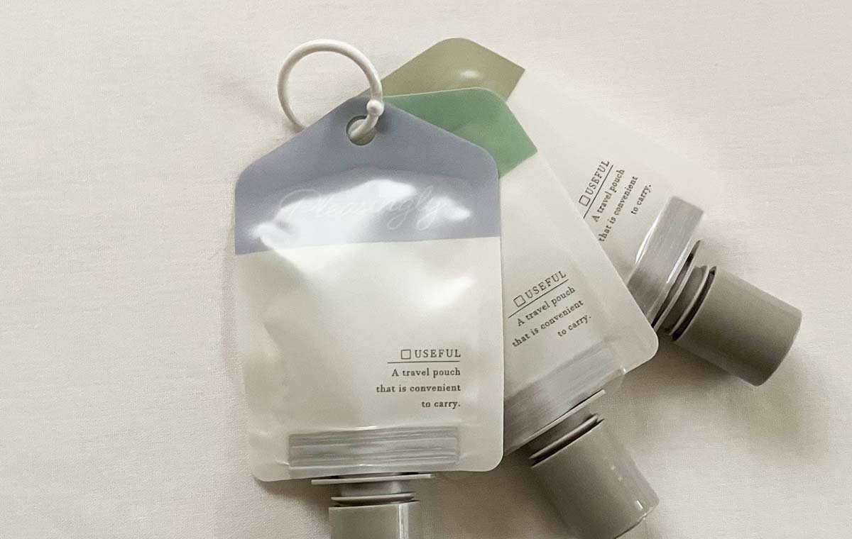 ダイソーの「掛けられる つめ替えパウチ 3種」