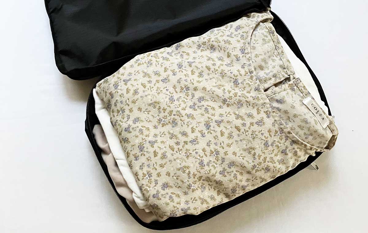 ダイソーの「圧縮バッグ」