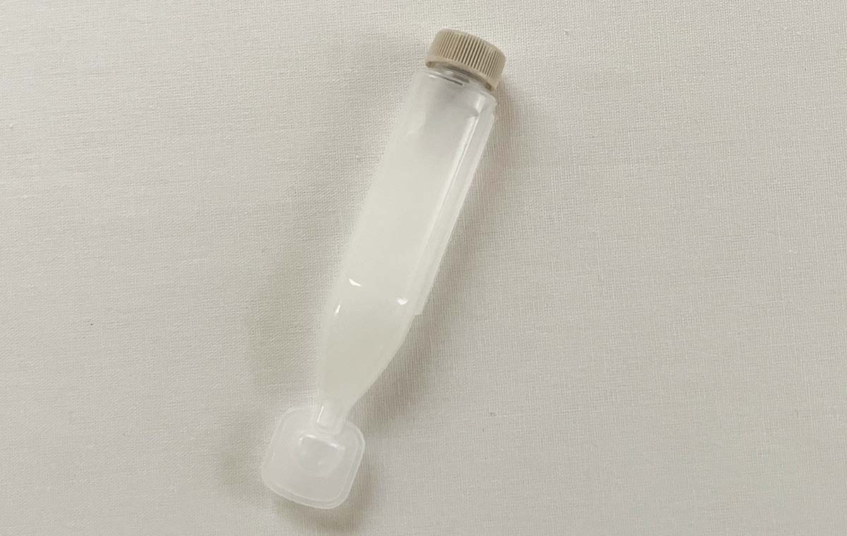 ダイソーの「使い切りできる 詰め替えチューブ」