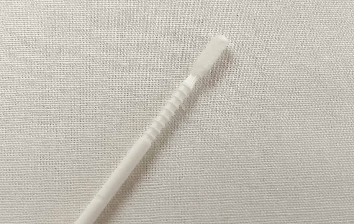 ダイソーの「スマホのおそうじ棒（10本）」