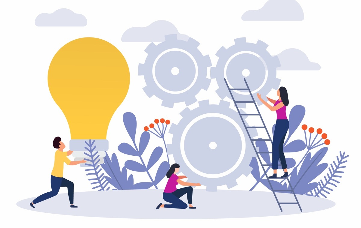 電球を持つ人々