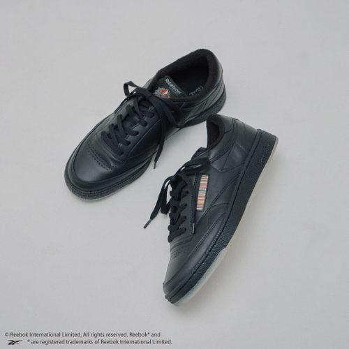 Paul Smith + Reebok CLUB C 85 VINTAGE上からと横からの画像