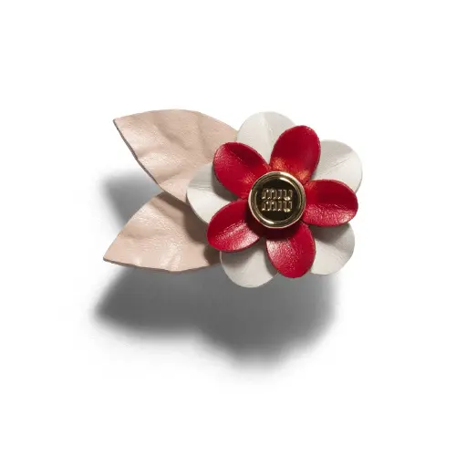 レザー フローラル ブローチ