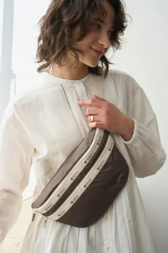 HERITAGE BELT BAG着用例