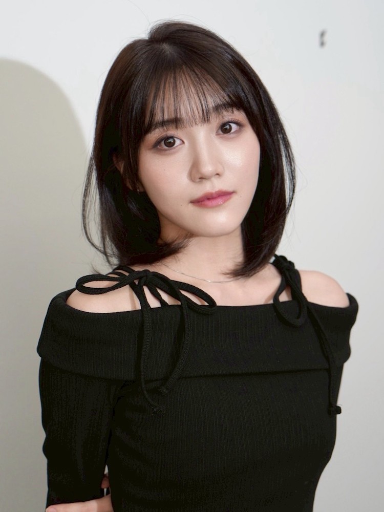 整えるだけで自然な丸みとふんわり感が出せるミディアムレイヤー