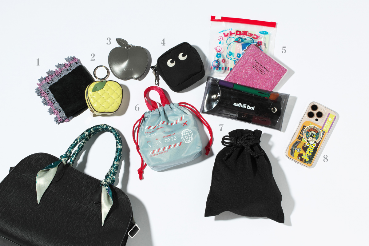 ドマーニ読者モデル 鈴木まきさんのバッグの中身写真