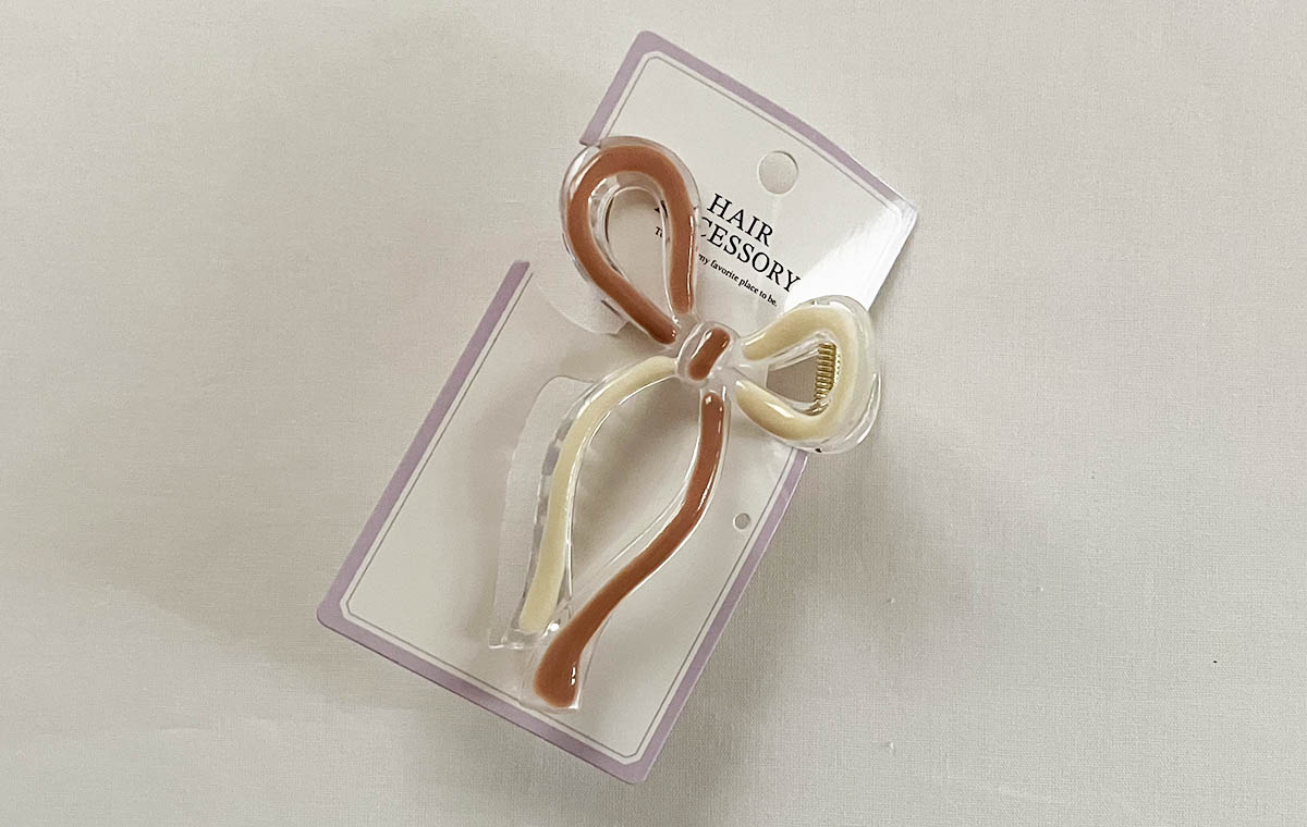 セリアの「エポカラー リボンバンスクリップ」
