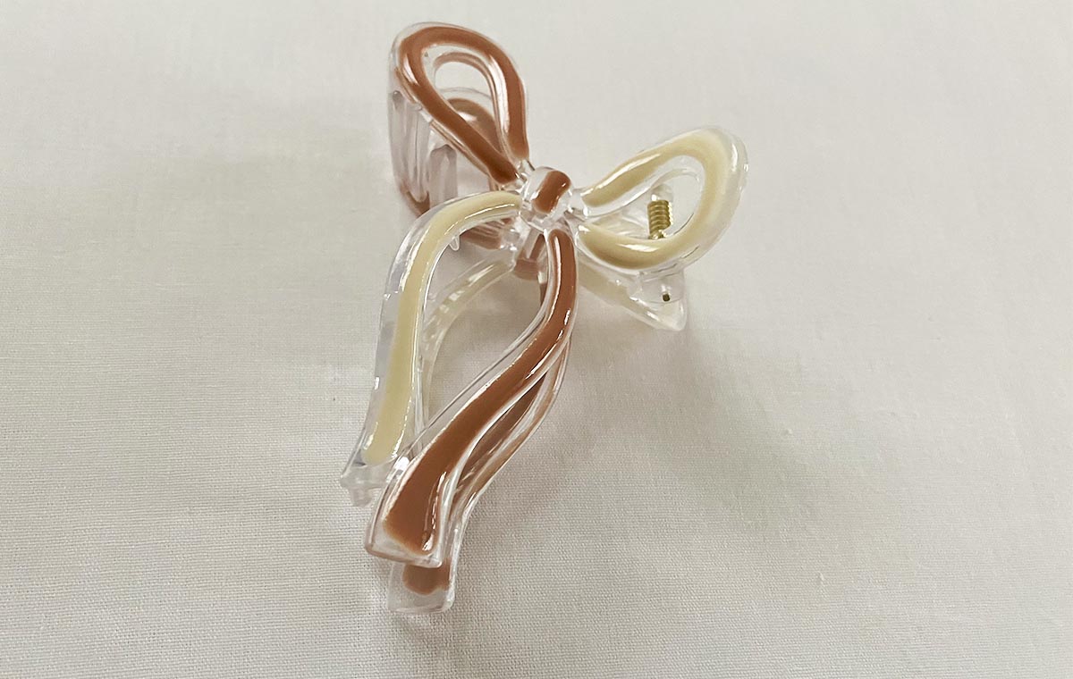 セリアの「エポカラー リボンバンスクリップ」