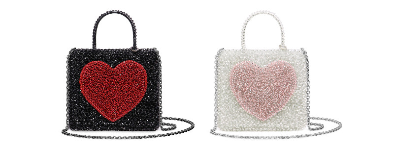 ハート型ポケット付きバッグ