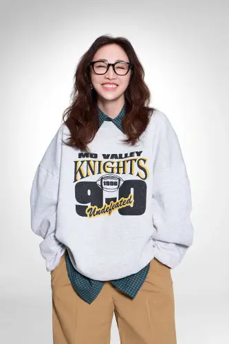 「小顔印象フレーム」神崎恵着用