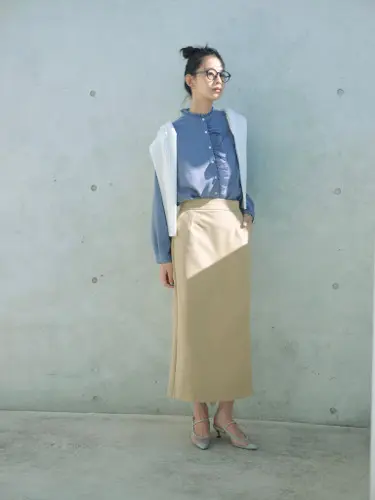 ダブルクロスストレッチタイトスカート着用画像