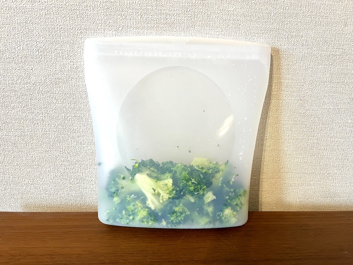 窓つきで中身が見やすい