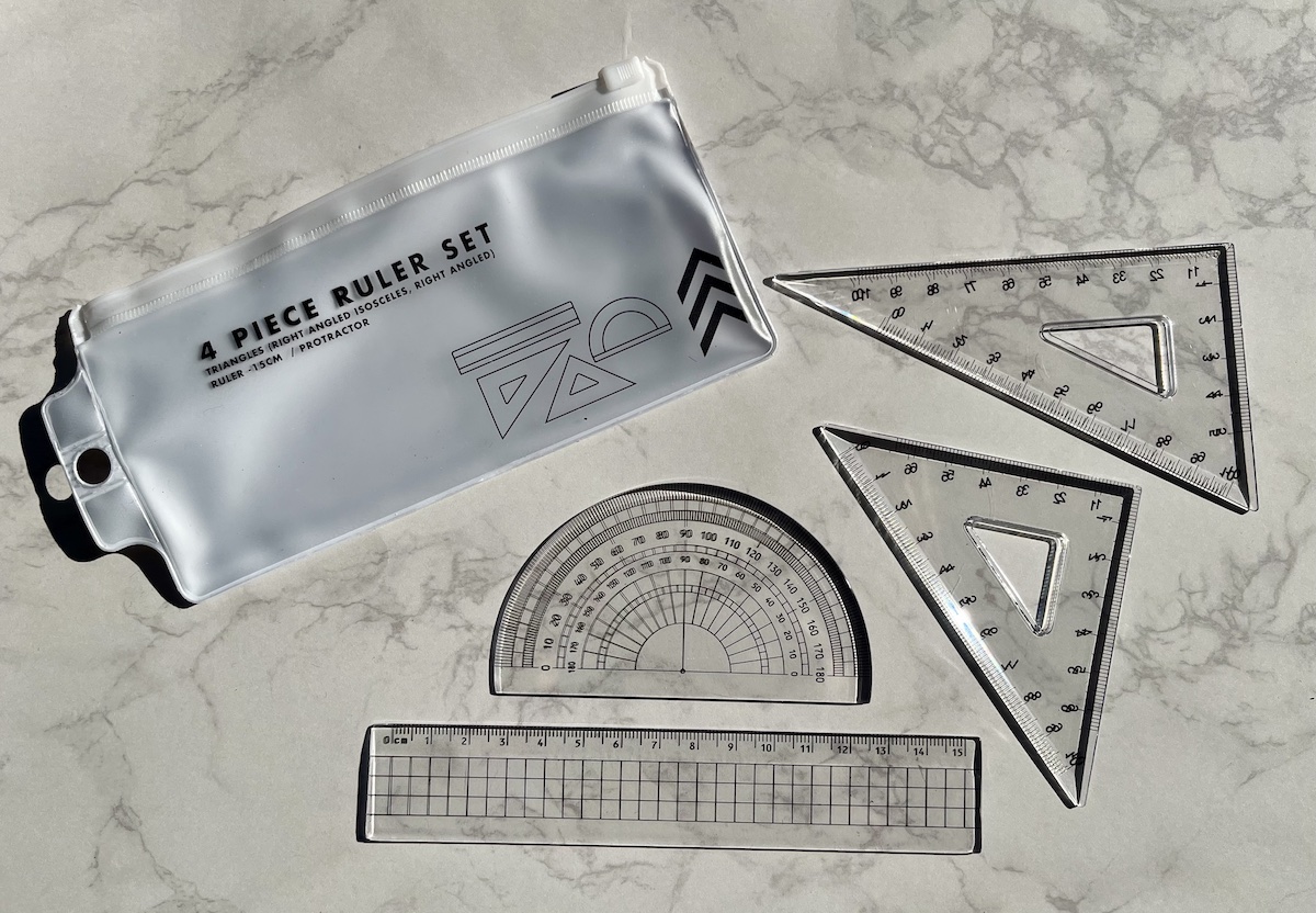 三角定規・分度器などの文房具セット
