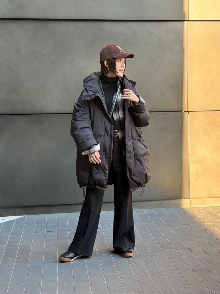 ダウンコートコーデの正面写真2