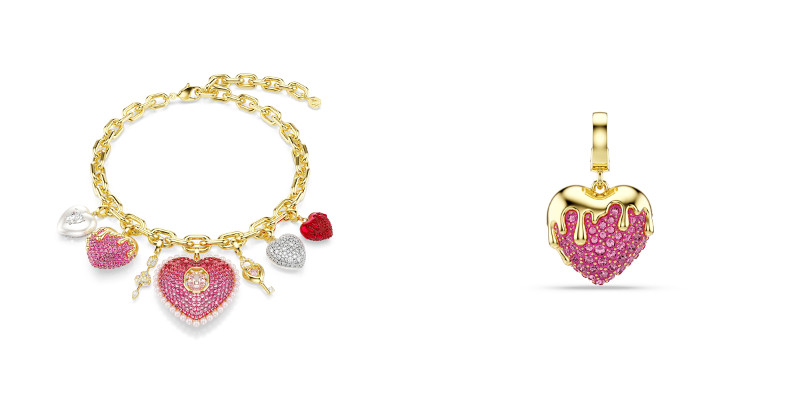 チャーム付きネックレスとハートチャーム